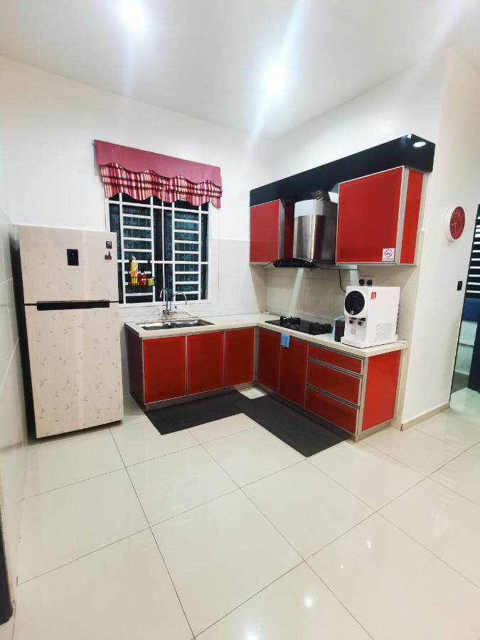 Bandar Melaka Family Bungalow Private Pool Bbq Wifi Netflix Exterior photo