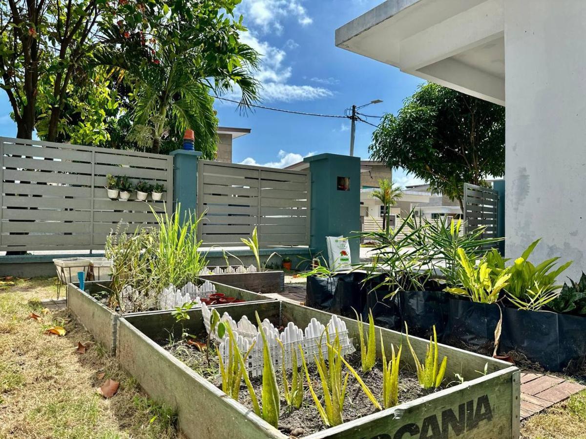 Bandar Melaka Family Bungalow Private Pool Bbq Wifi Netflix Exterior photo